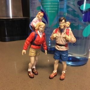 Hiking family figurines, Outdoor Mom Dad & Kids
